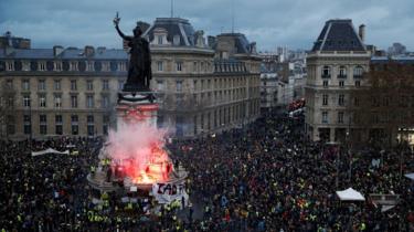 A view of the Place de la Republique as protesters wearing yellow vests gather during a national day of protest by the "yellow vests" movement in Paris, France, December 8, 2018