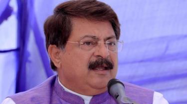 गुजरात विधानसभा के स्पीकर राजेंद्र त्रिवेदी