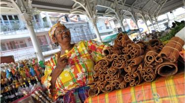 Mercado de Saint-Antoine en Pointe-a-Pitre, Guadalupe