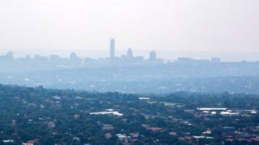 Johannesburg under cloud of smog