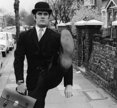 Ministerul de plimbări stupide schiță, Monty Pythons Flying Circus, 1971
