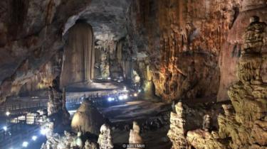 Hang lớn nhất thế giới, Sơn Doòng, được phát hiện tình cờ vào năm 1991 bởi một người khai thác gỗ địa phương.