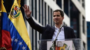 Tổng thống Hoa Kỳ Donald Trump vừa công khai tuyên bố thừa nhận lãnh đạo đối lập Venezuela Juan Guaido là tổng thống tạm quyền