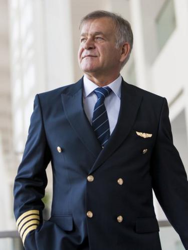 Pilot veteran.