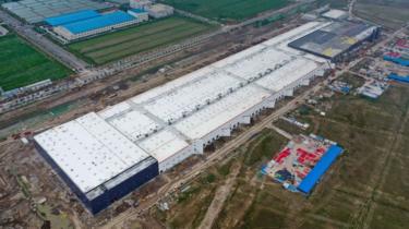 An aerial photo of the vast hanger.