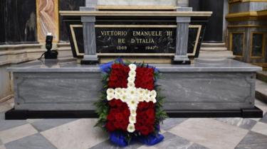 Das Grab von König Viktor Emanuel III. von Italien in der Wallfahrtskirche von Vicoforte, in Vicoforte, Italien, 18. Dezember 2017.