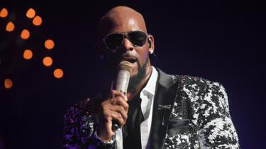 R. Kelly Performs during the Holiday Jam at Fox Theatre in 2017