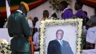 Nta bategetsi bakuru muri leta bari bari muri misa yo kumusezeraho mbere yuko ashyingurwa