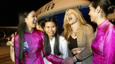 Tân Sơn Nhất tháng 12/2004