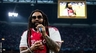 Ky-Mani Marley, fiul lui Bob Marley în timpul UEFA Champions League grupa E meci între Ajax Amsterdam și AEK FC la Johan Cruijff Arena pe 19 septembrie 2018