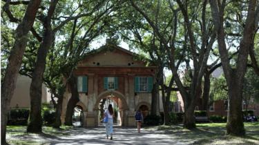 College of Charleston, která byla založena v roce 1770