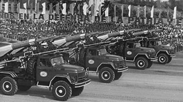 Militärparade in Havanna