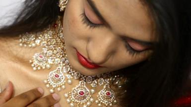 A model displays jewellery