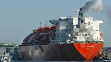 LNG Tanker arrives in Boston, US