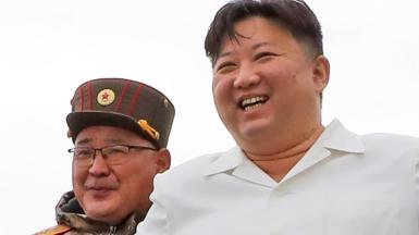 North Korean leader Kim Jong-un with a military commander