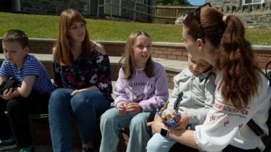 Ukrainian families talk