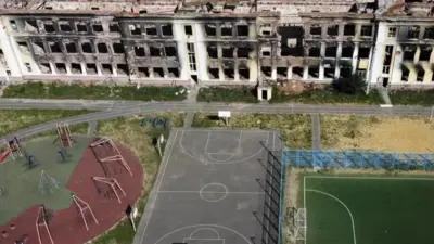Разрушенная школа в Харькове