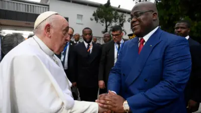 Papa Francis na Prezida Felix Tshisekedi wa DRC
