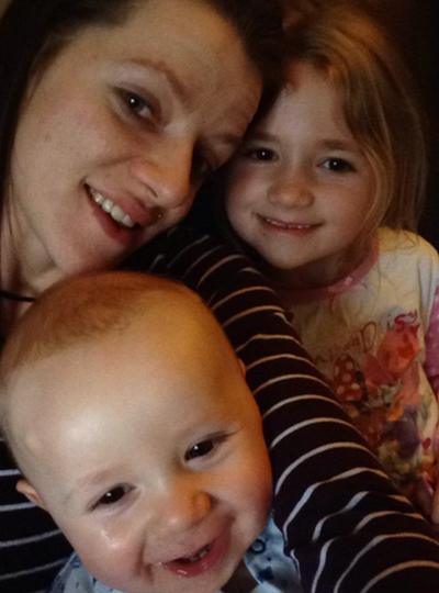 Amber Nelson with her children Amelia and Wyatt