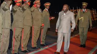 Prezida Ndayishimiye yageze mu Burundi mu ijoro ryo kuwa mungu nyuma y'indwi zibiri muri Cuba na Amerika