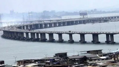 Third Mainland Bridge na one of di busiest bridge