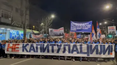 „Не капитулацији”: Протест против француско-немачког предлога за Косово