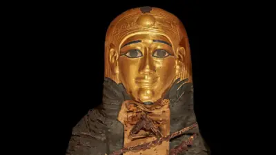 بررسی‌های این مومیایی نشان داد که این پسر از طبقه بالای جامعه مصر باستان بوده است