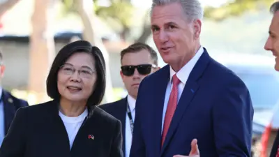 Speaker of the House Kevin McCarthy (R-CA) (R) greets Taiwanese President Tsai Ing-wen ( L) on arrival at the Ronald Reagan Presidential Library for a bipartisan meeting on April 5, 2023 in Simi Valley, California.