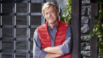 i m a celebrity richard madeley leaves castle as two new celebs join this week cbbc newsround