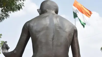 Statue of Mahatma Gandhi 