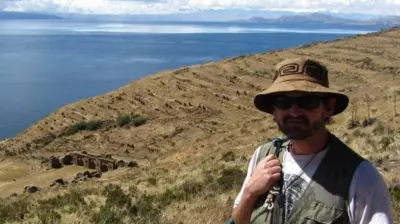 Keith Davis en el lago Titicaca, Bolivia.