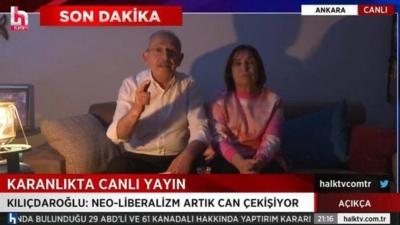 قلیچداراوغلو (چپ) گفت که یک هفته "در تاریکی میماند"