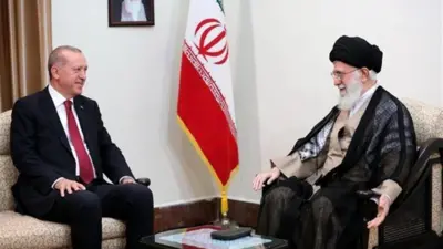 علی خامنه‌ای