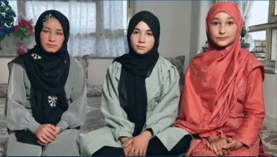 حبیبه، مهتاب و تمنا - همه آنها از اینکه زنان جوان در افغانستان نمی‌توانند به مدرسه بروند ناراحت هستند.