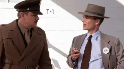 Matt Damon and Cillian Murphy in Oppenheimer