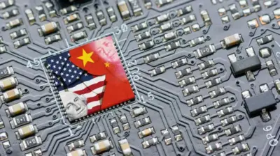 2022年美國通過的《晶片法案》向在美國生產半導體的公司提供 530 億美元的援助和補貼。