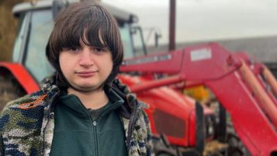 Фарма на којој раде младе особе с аутизмом