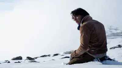 Imagen de la película "La sociedad de la nieve"