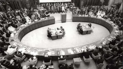 बेल्ग्रेडमा सम्पन्न पहिलो शिखर सम्मेलन