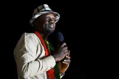 Ousmane Sonko lors d'un meeting à Dakar, le 20 février 2019.