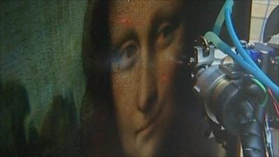 Mona Lisa has an x-ray