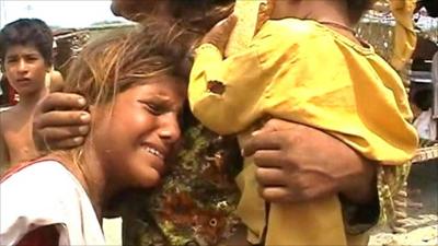 Crying victims of the Pakistan floods