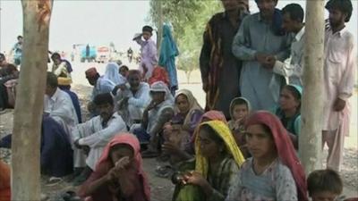 People made homeless by flooding in Pakistan