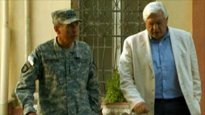 Gen Petraeus and John Simpson