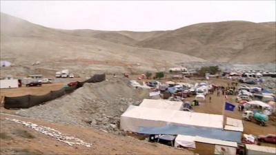 Camp at the Chile mine