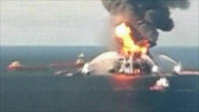 BP Deepwater Horizon blaze
