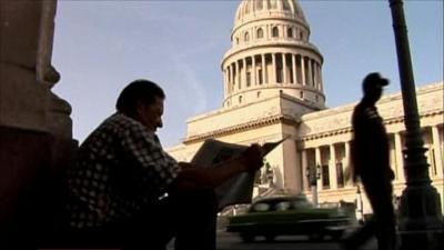 Man reads newspaper