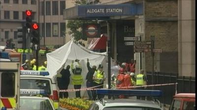 Police outside Aldgate station on 7 July 2005