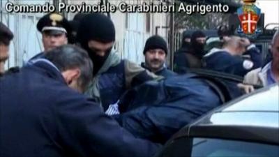 Police detain alleged mafia boss