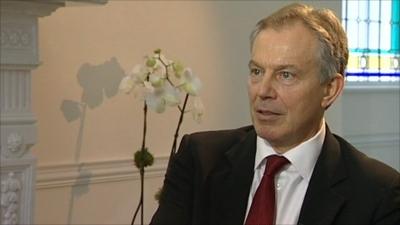 Former British Prime Minister Tony Blair pays tribute to Nelson Mandela